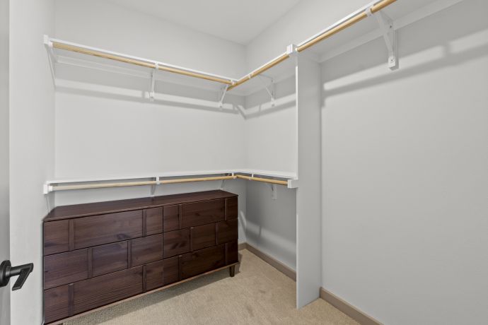 Modern Apartment Home with Spacious Walk-In Closet in Austin, TX
